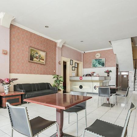 Oyo 93046 Hotel Fortuna Parepare Bagian luar foto
